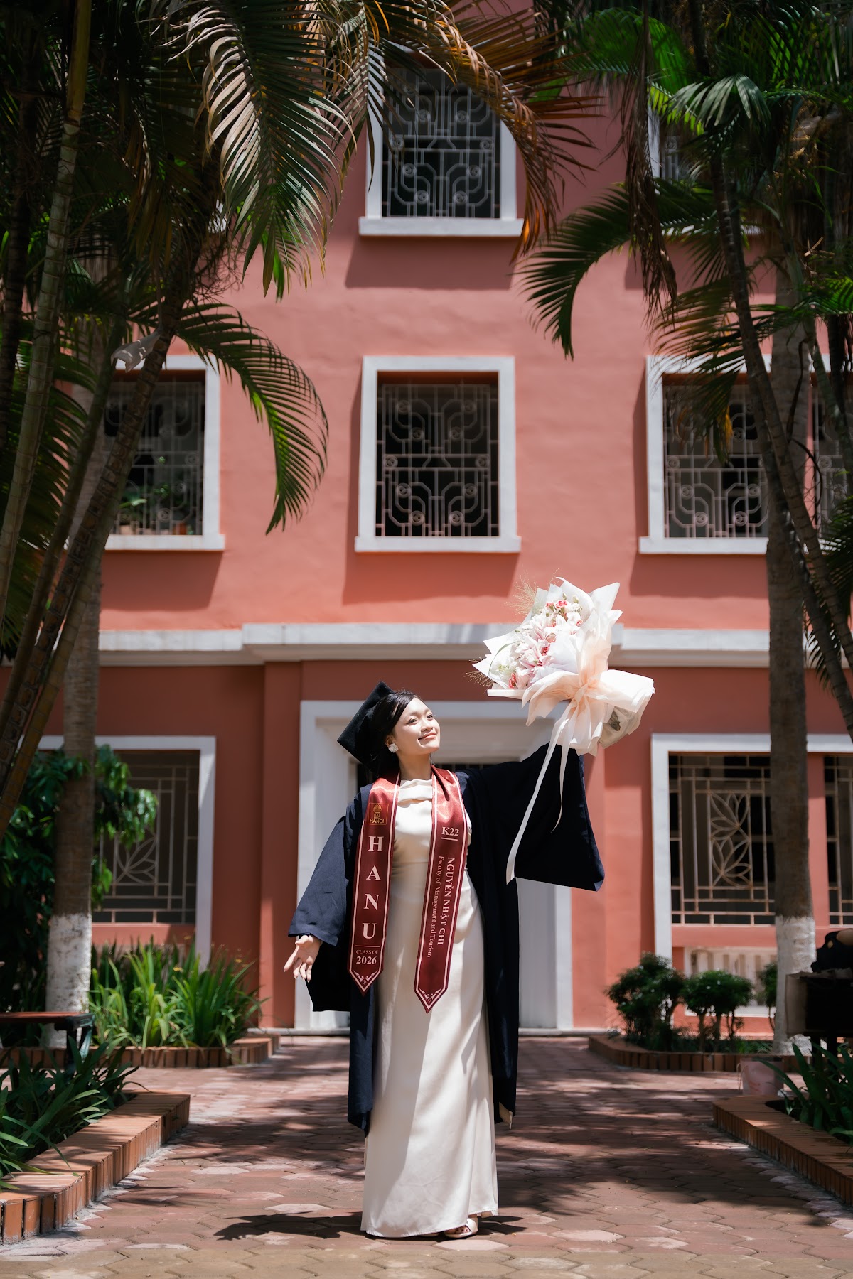 Kỷ niệm tốt nghiệp DSC09656