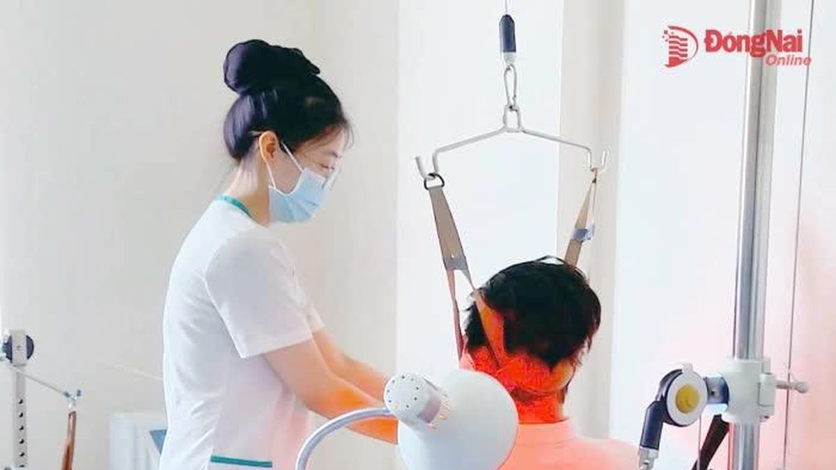[Video] Khi cổ vai gáy 'lão hóa' ở tuổi 30 - Báo Đồng Nai