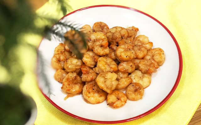 Tôm Nõn Rim Nước Dừa