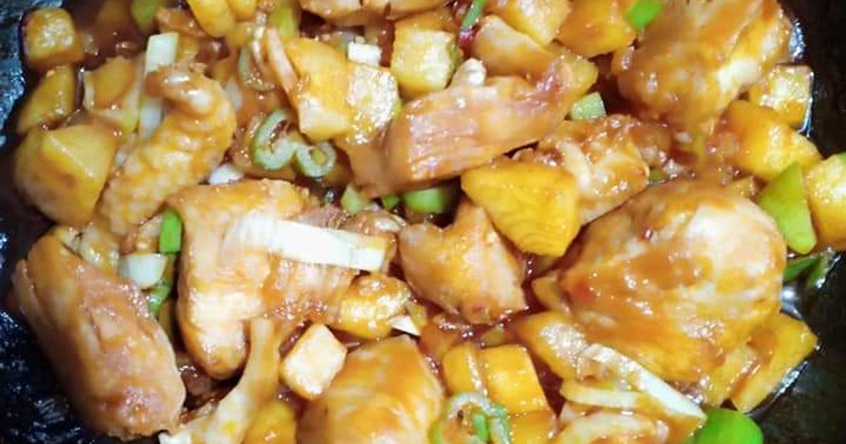 Gà xào dứa