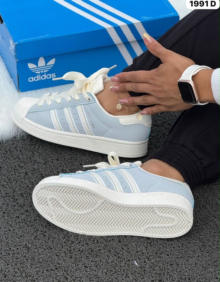 Adidas Superstar