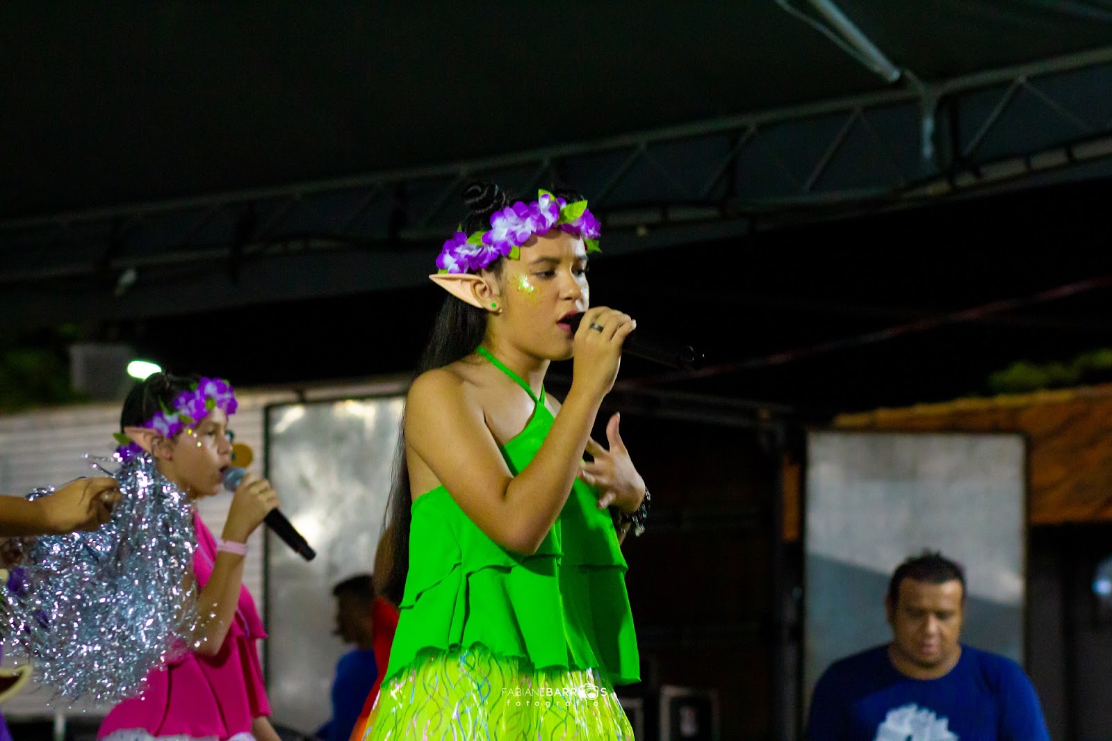 Bandas infantis se apresentando no palco do Igarapezinho Musical em Roraima
