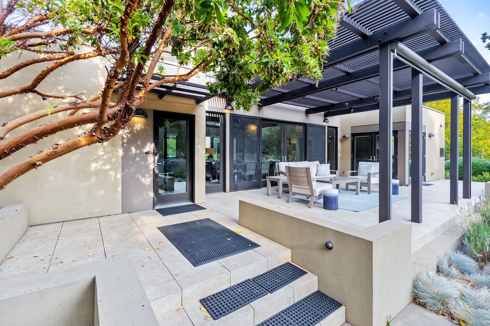 Healdsburg, California, USA — 5-Bed Villa 2