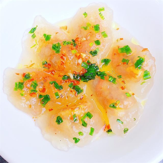 Bánh Bột Lọc Tôm Thịt Trần