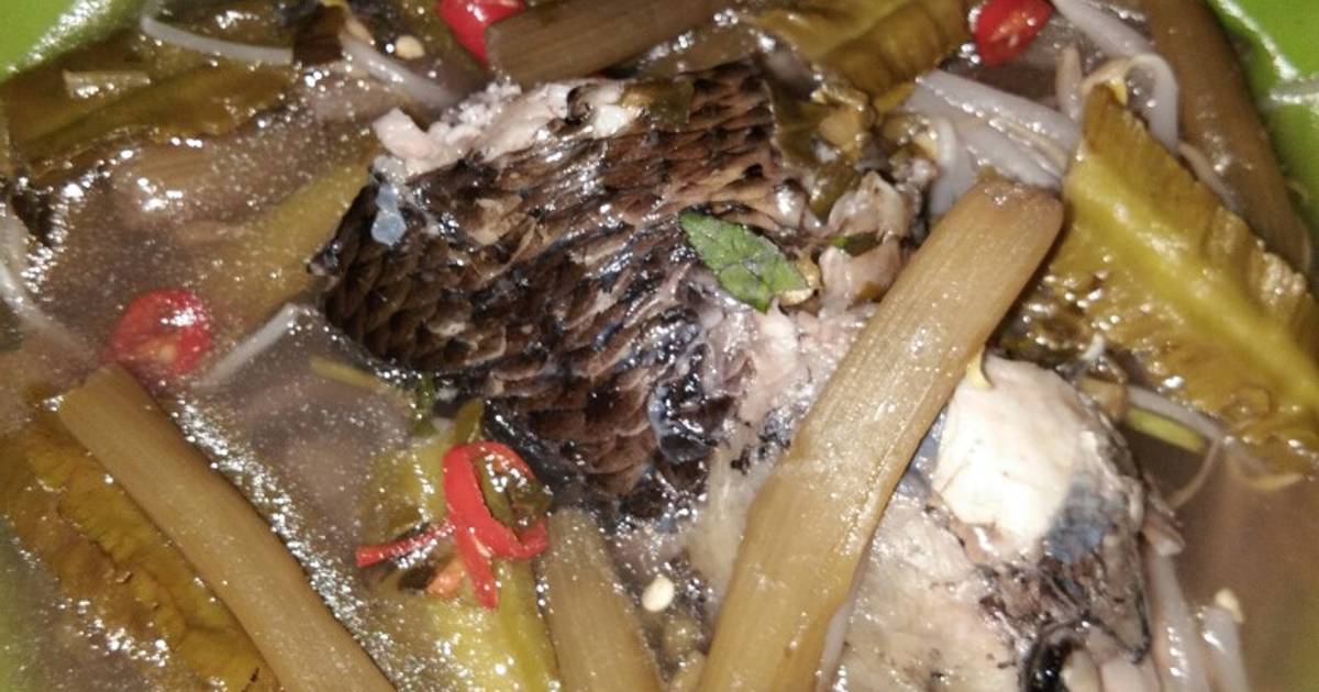 Cá lóc nấu canh chua bông súng