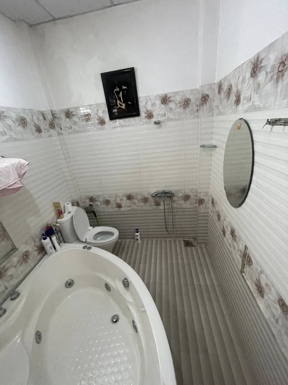 CHO THUÊ PHÒNG LÊ ĐẠI HÀNH MẶT TIỀN 2