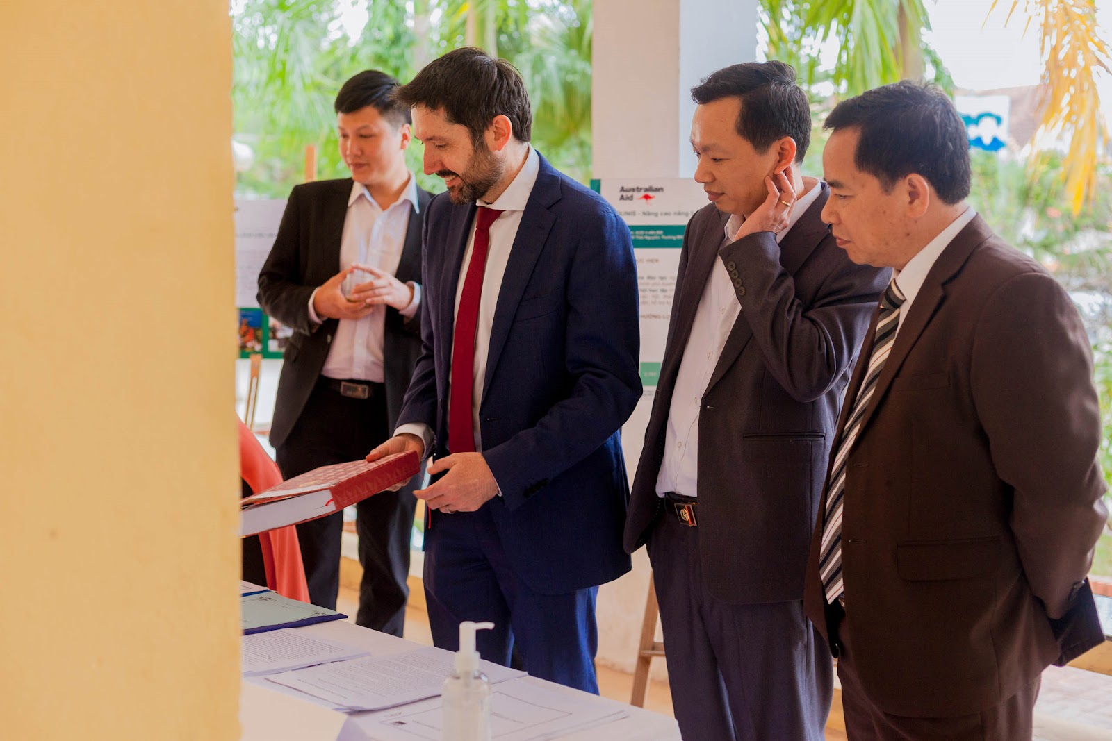 Hội nghị tổng kết hợp tác giữa Chương trình Úc cùng Việt Nam phát triển nguồn Nhân lực (Aus4Skills) và Trường Đại học Tây Bắc