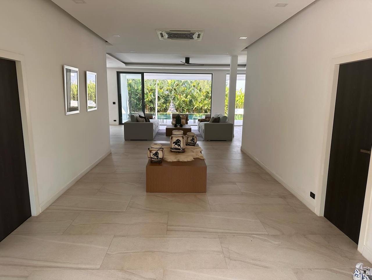 Jomtien Beach Condo S2 - Studio, Floor 10