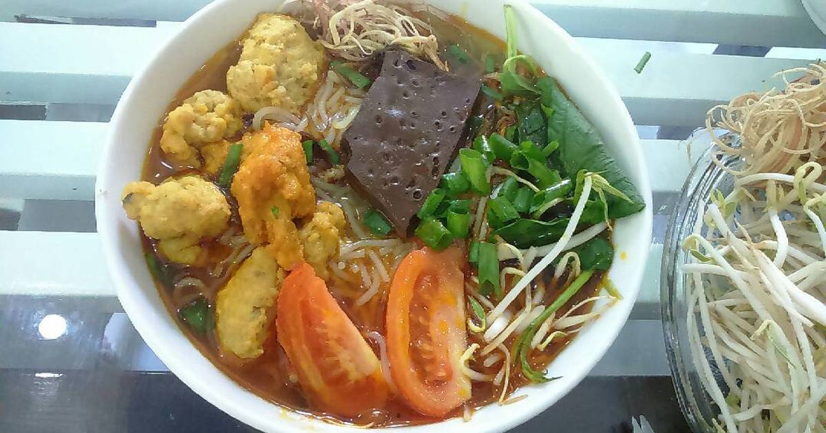 Bún riêu!