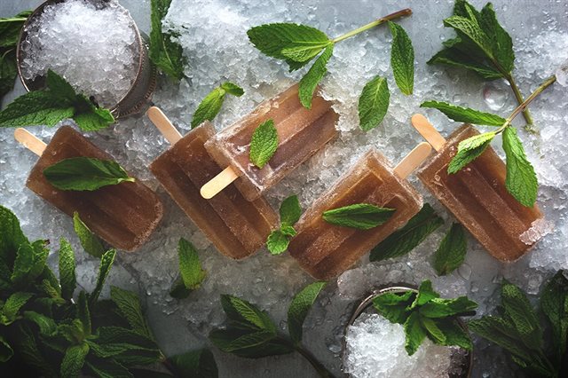 Kem Whiskey Đường Nâu Bạc Hà