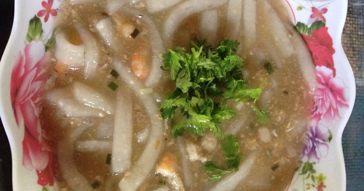 Bánh canh tép với thịt bầm