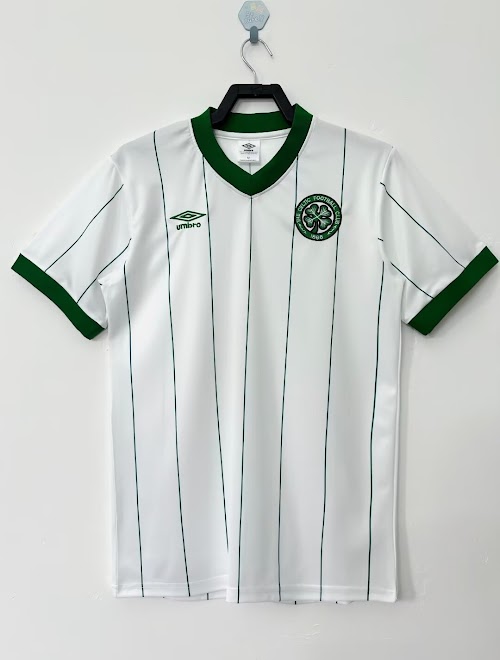 Camiseta de visitante de los Celtics 1984–86.jpg