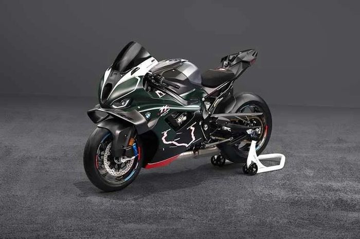 [GALELLRY] BMW ra mắt 115 chiếc M1000RR Isle of Man TT bản đặc biệt - Báo Tri thức &amp; Cuộc sống