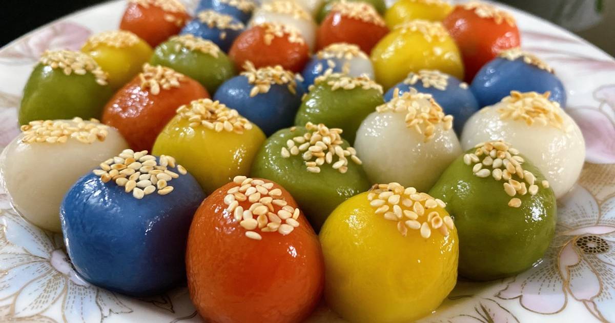 Bánh trôi ngũ sắc
