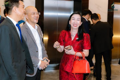 BinhPhoto-4220.jpg