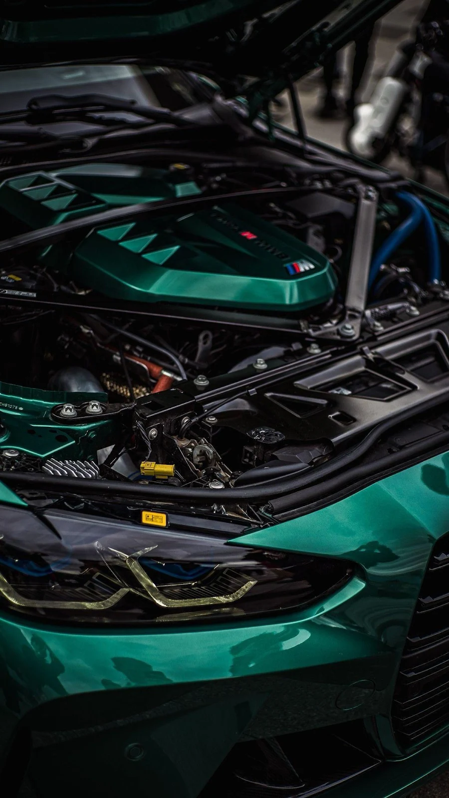 BMW M Series Engine Bay - Automotive Photography Full HD iPhone Wallpaper (1192x2120)