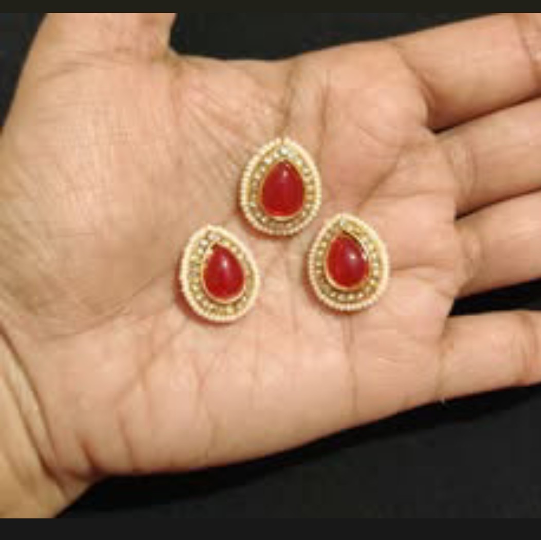 B23-Red Drop Moti Pendant (Pack Of 3)