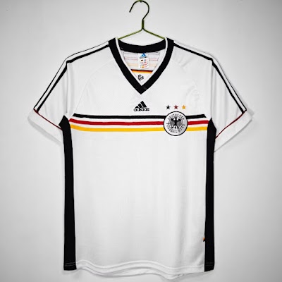 Retro Alemania 1998 Local @lumorasports.jpeg