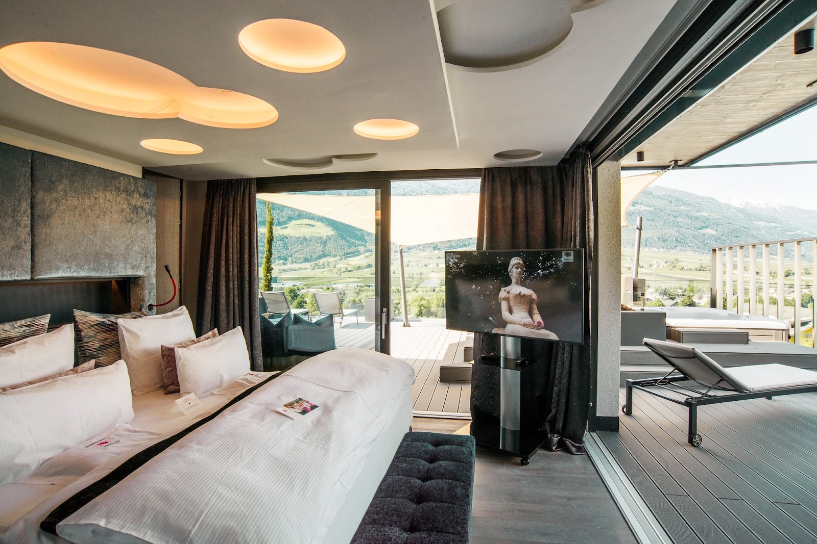 Penthouse Suite