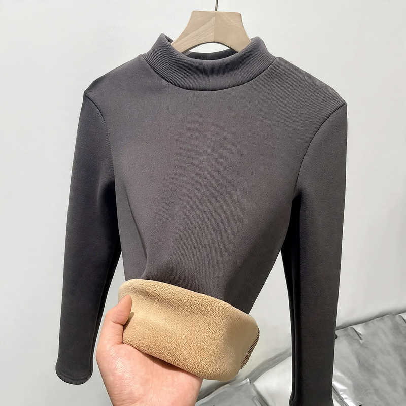 Women's knit shirt with standing collar, insulated