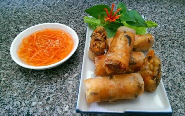 Chả Giò Sake
