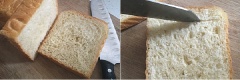 Bánh mì cắt thành từng lát dày 3cm. Sau đó dùng dao cắt xung quanh viền với độ sâu khoảng 1cm.