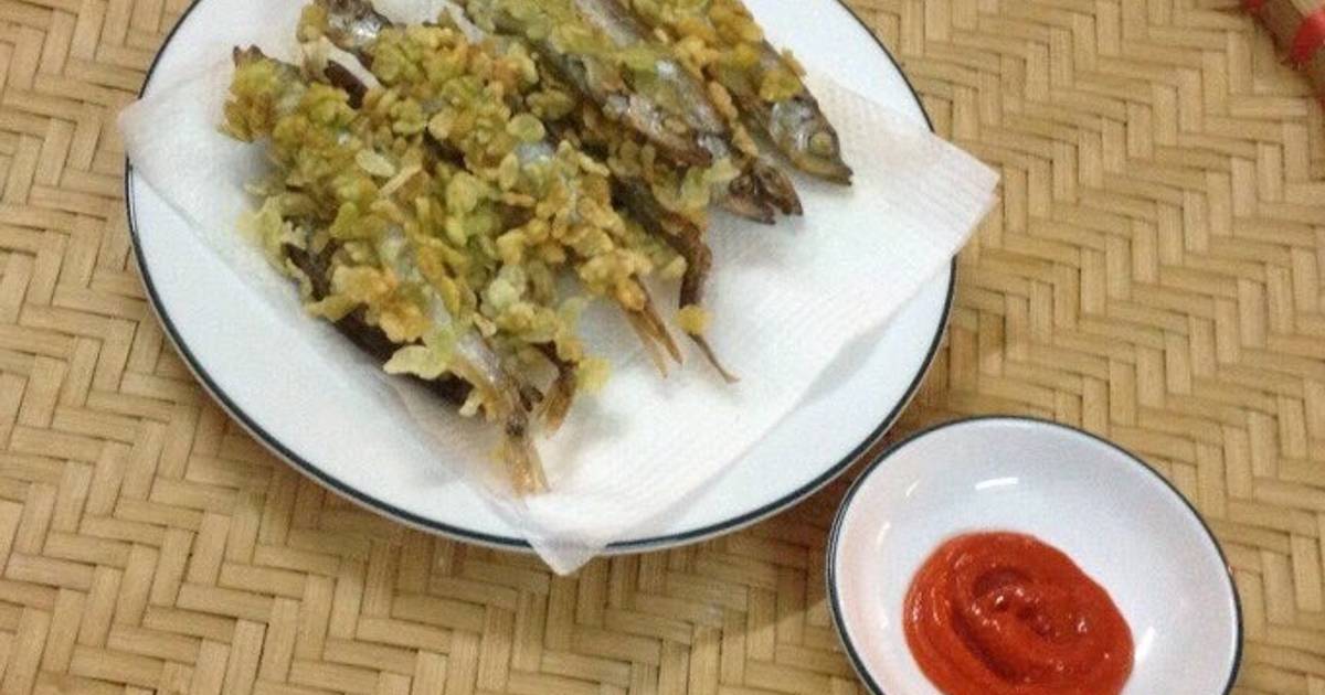 Cá trứng chiên cốm