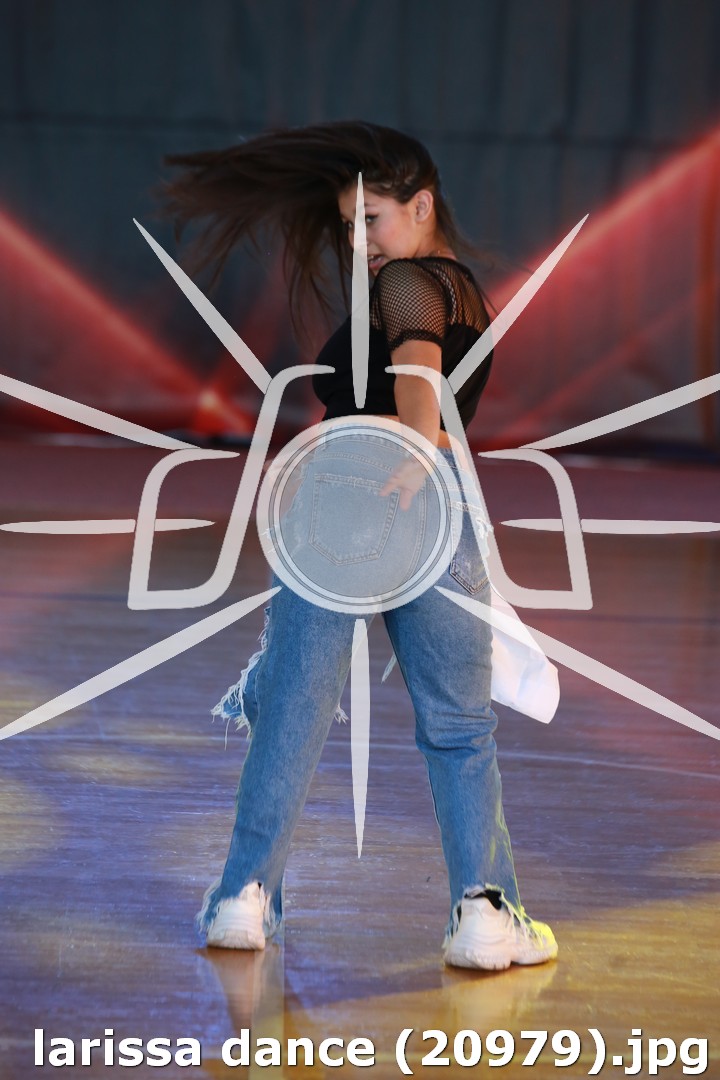 larissa dance (20979).jpg
