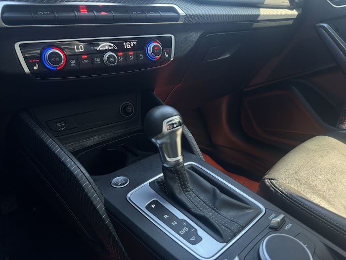 AUDI Q2 L