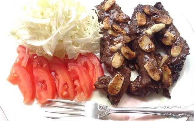Dẻ Sườn Bò Đút Lò