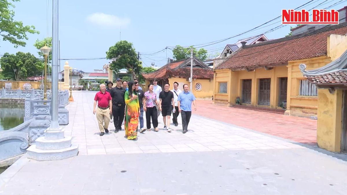 Làng Hành Thiện phát huy giá trị di sản gắn với du lịch cộng đồng - Báo Ninh Bình