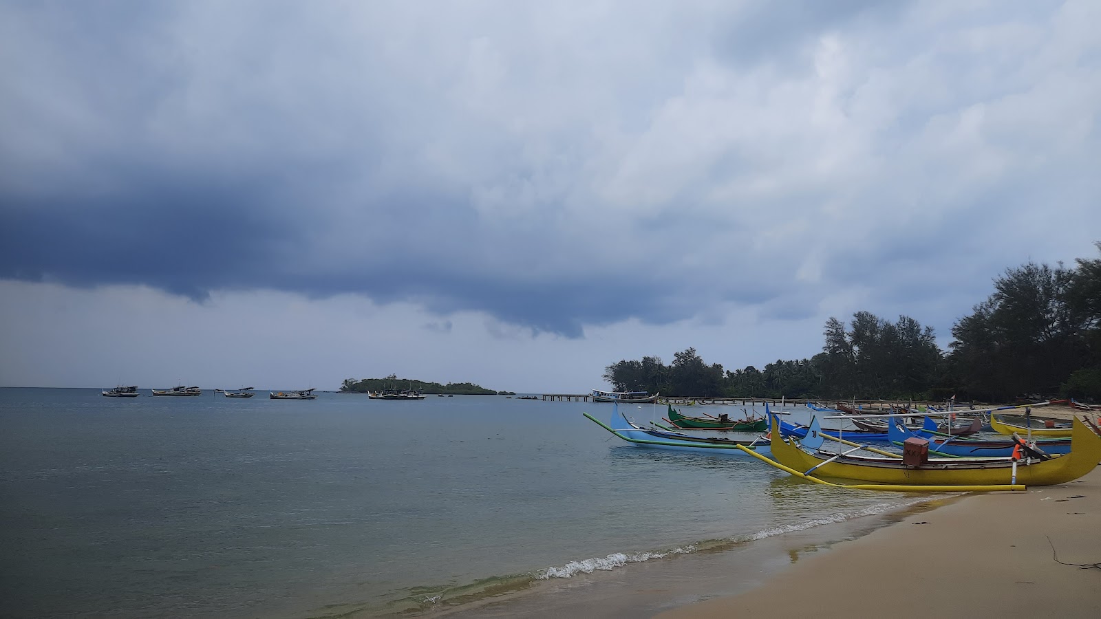 Kabupaten Belitung Timur: Warisan Tambang, Budaya, dan Pariwisata