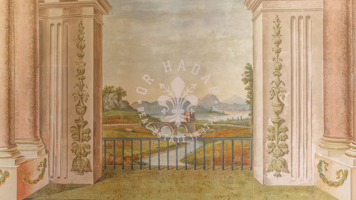 הפרסקו (L'Affresco) — 35