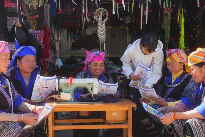 Người trẻ với khát vọng xây dựng cầu nối số về dịch vụ hành chính công cho đồng bào dân tộc thiểu số - Chuyên trang Sinh viên Việt Nam - Báo Tiền Phong