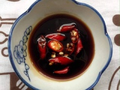 Thành phẩm: thịt bóng đẹp, mềm, thơm mùi xá xíu không gắt. Thịt có màu đỏ cam rất tươi. Thịt phá lấu dùng ăn với bánh mì nóng giòn cùng nước sốt cho ớt cắt lát vào chấm rất ngon.