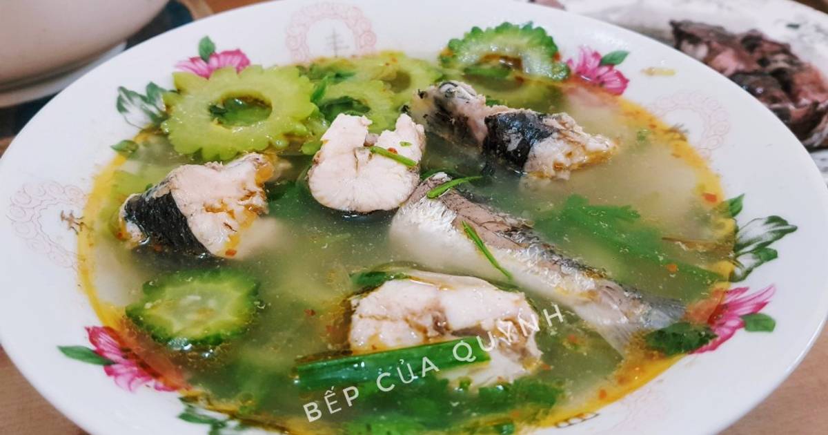 Cá chuồn nấu khổ qua