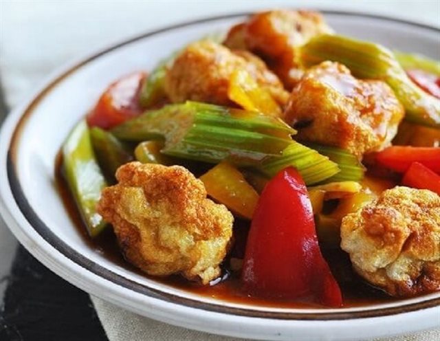 Chả Cá Sốt Chua Ngọt