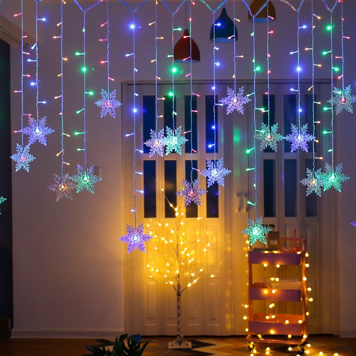 LED Snowflake Curtain Light String