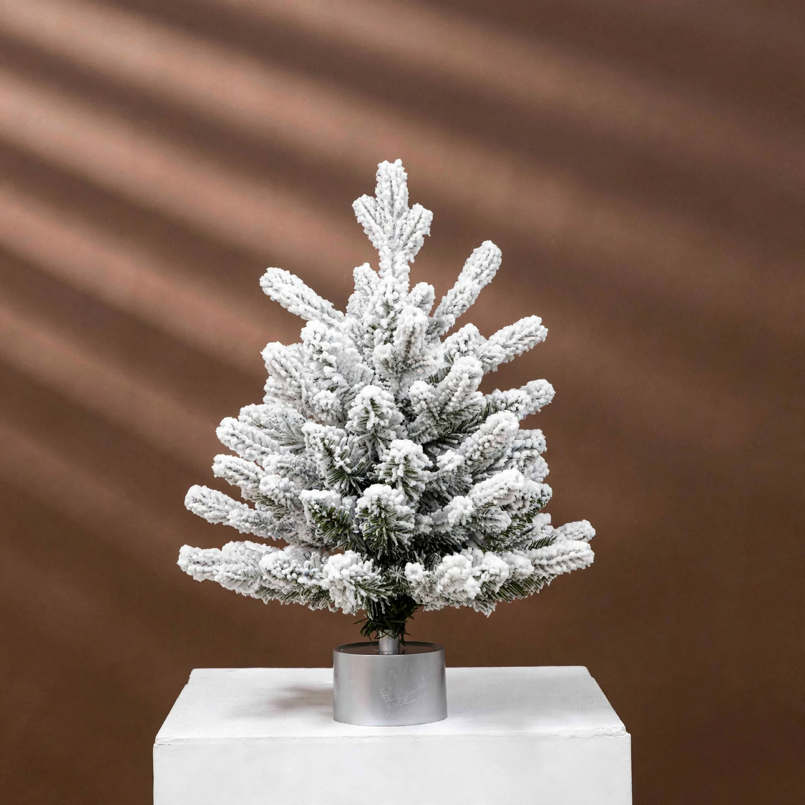 Decorative Christmas Tree Music Box, 45 cm, with Snow Effect