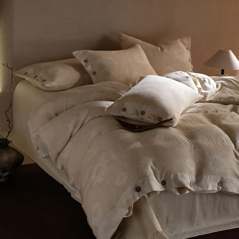Cotton-Linen Bedding, 4-piece, Button Closure