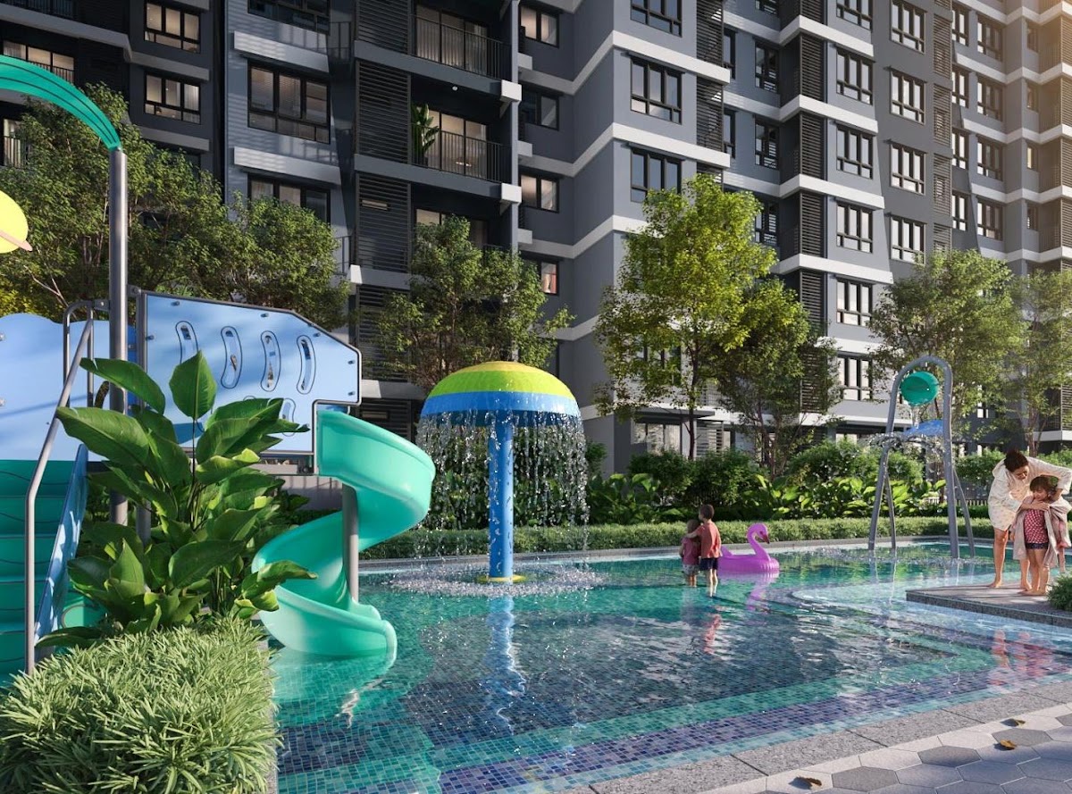 M Aurora — kids water playground