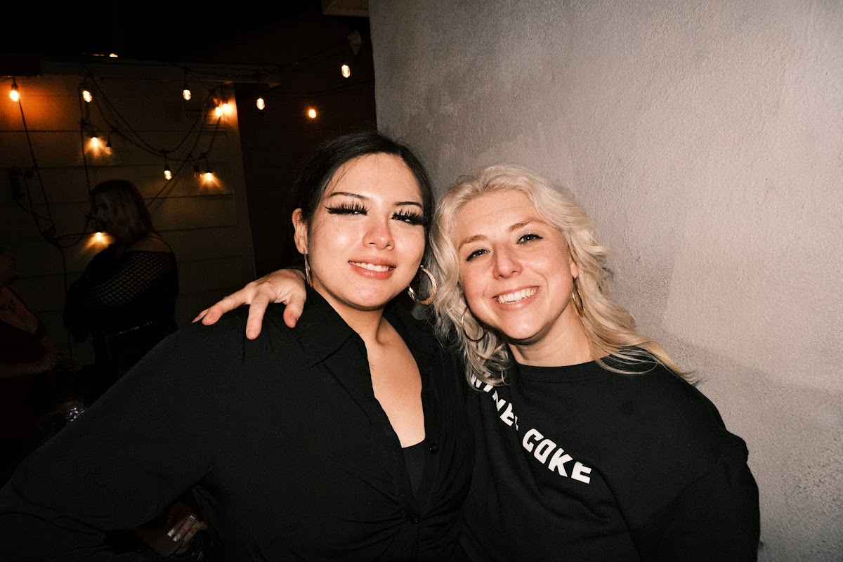 @tlau.photos_thelostandunfounds_2026-04-19_austin_last_night_005