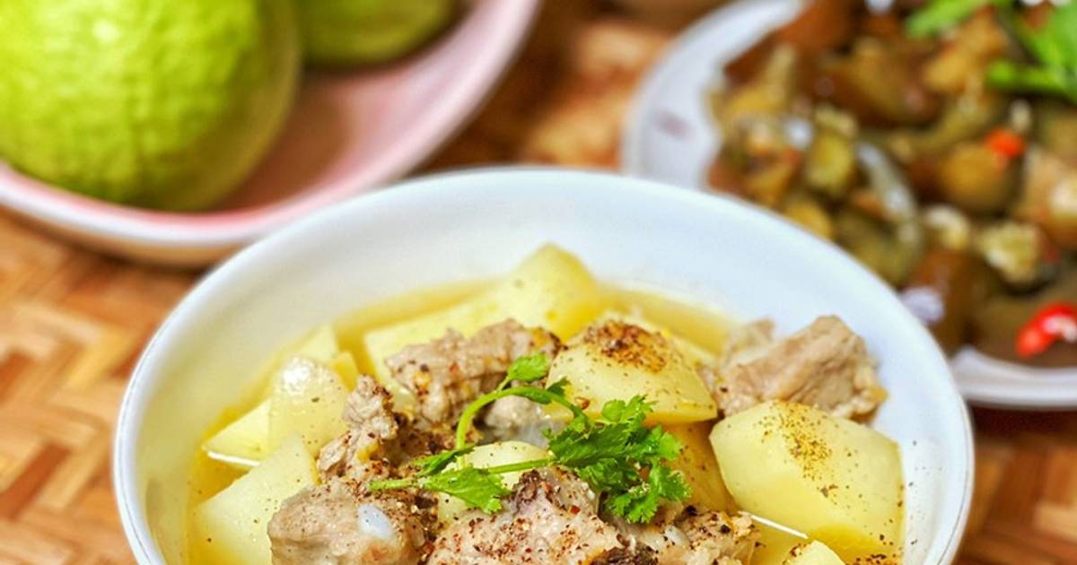 Canh Khoai Tây Nấu Xương Heo