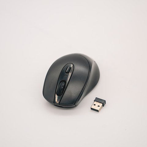 rechargeable wireless mouse