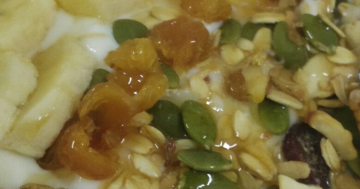 Sữa chua ngũ cốc granola