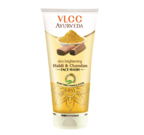 VLCC Ayurveda Skin Brightening Haldi & Chandan Face Wash
(100ml)