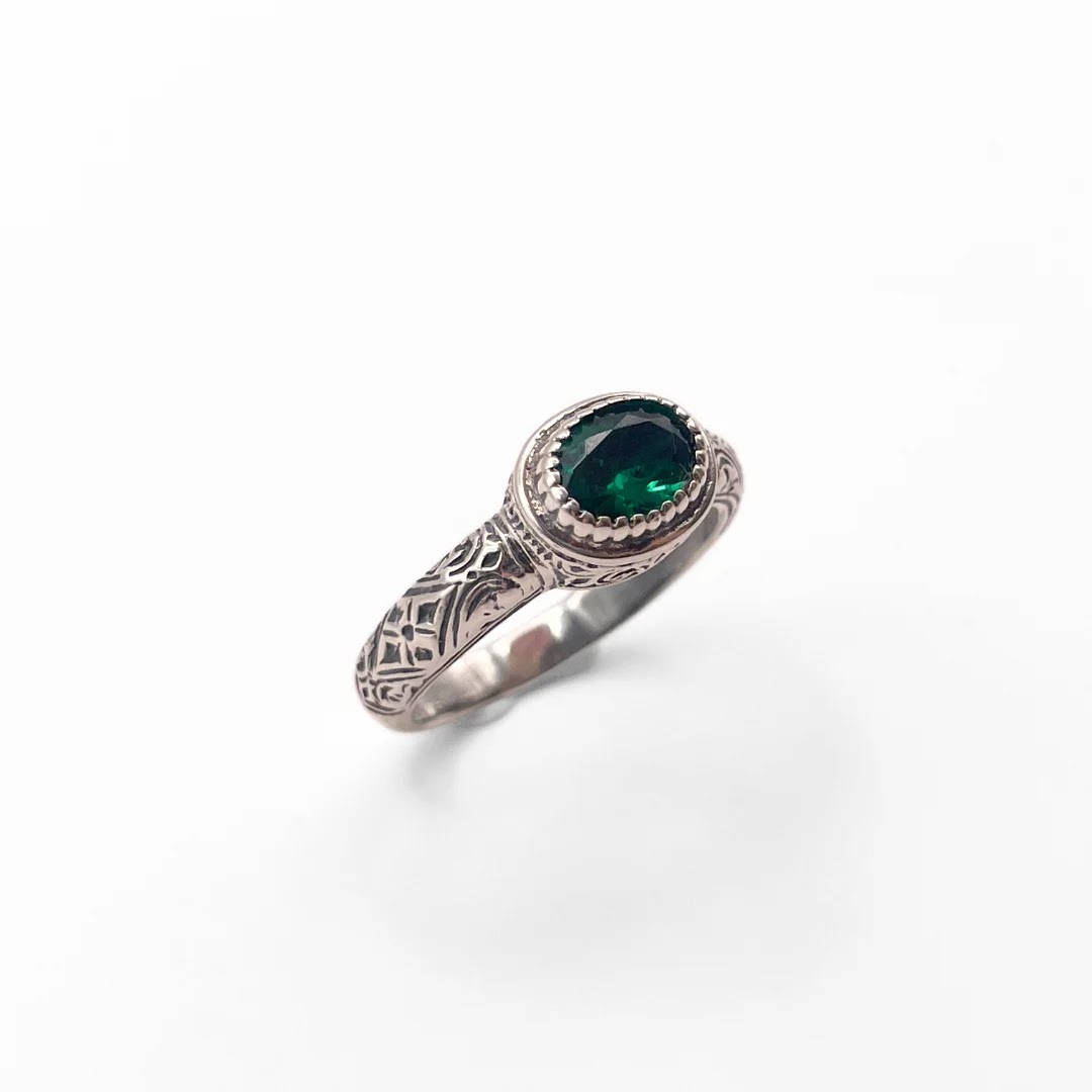 Кольцо SANATA GREEN
