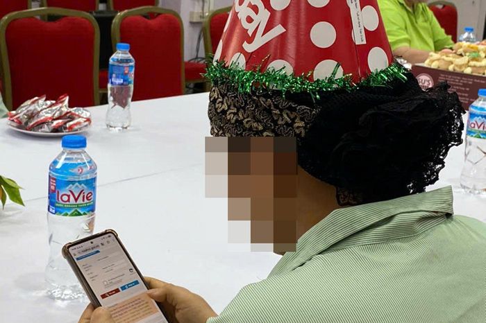 Điều ước nhói lòng của nữ công nhân ung thư: 'Mong khỏe để về nấu cơm cho con' - Báo VTC News
