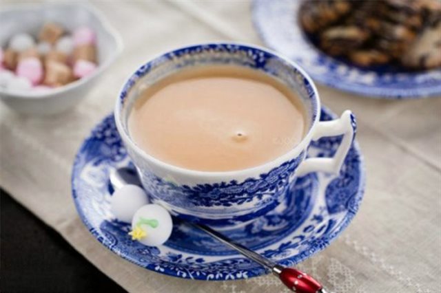 Trà Sữa Hoàng Gia