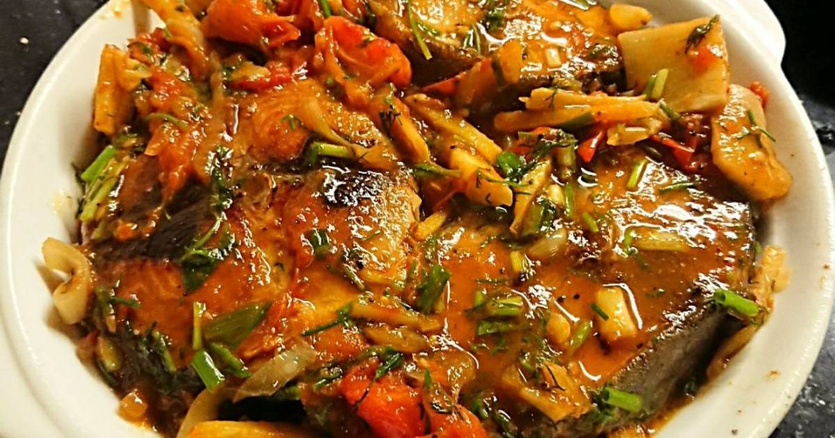 Cá thu sốt chua cay
